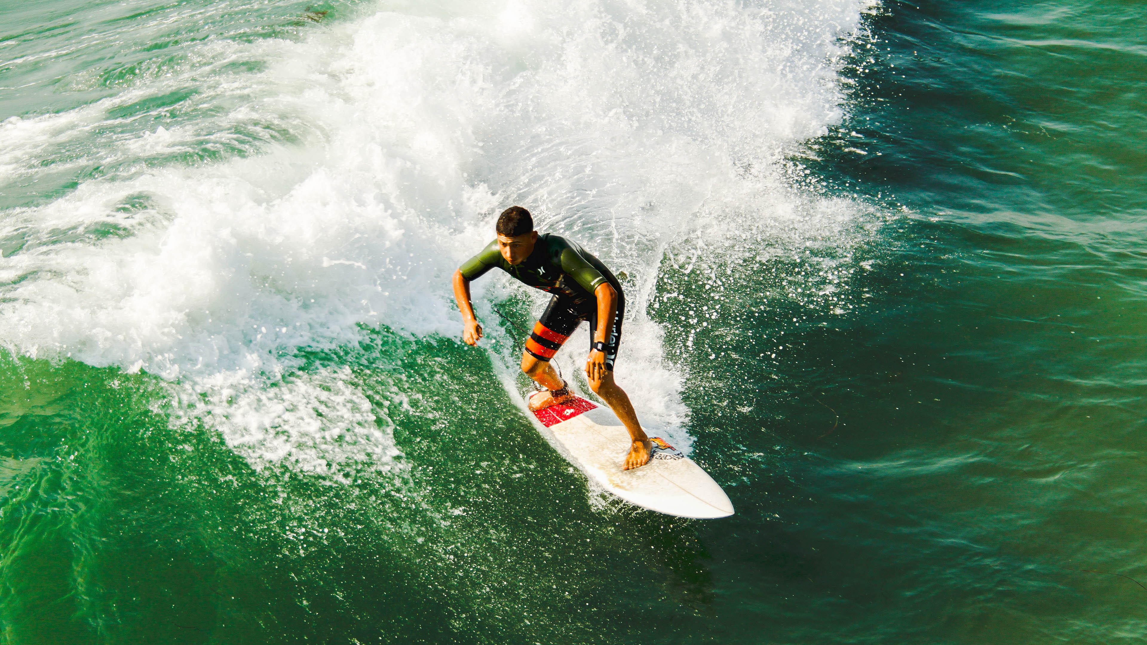 跨界征服，从尼斯湖到F1赛道，苏格兰精神与罗德里的统治力