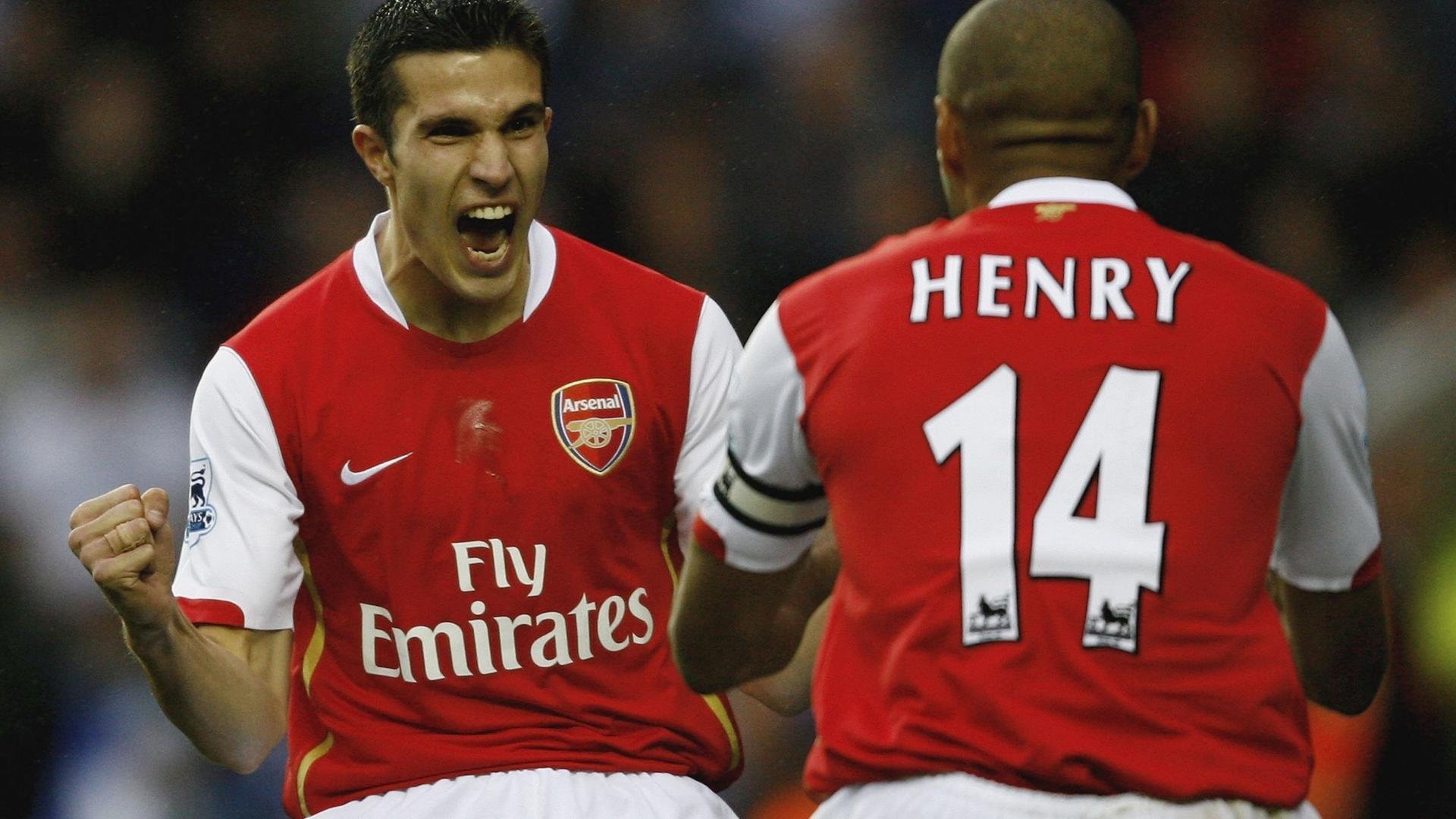 绝境突围，拉塞尔领衔红牛车队史诗级翻盘，终结梅赛德斯统治时代