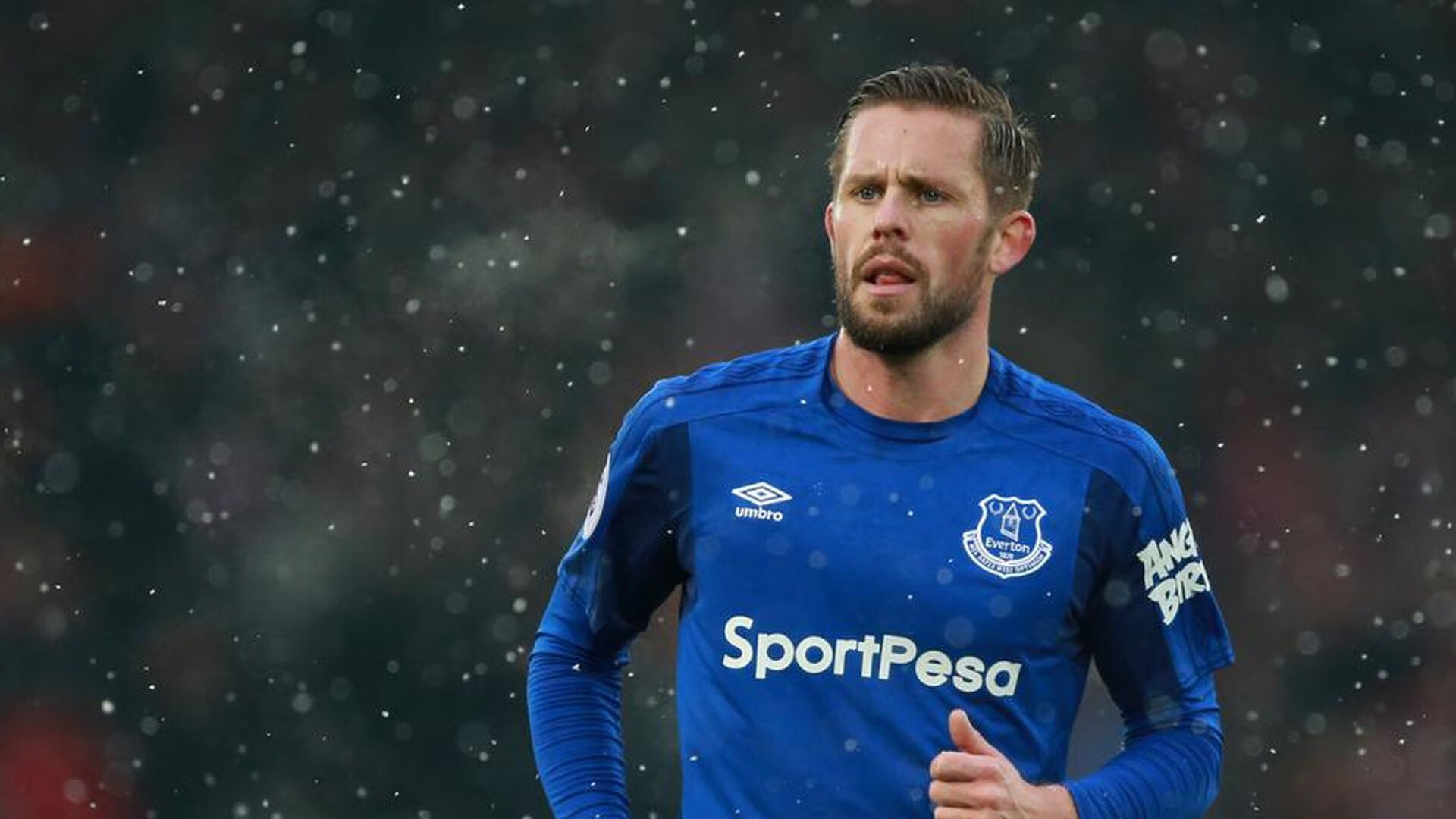 奥运周期关键战启示录，曼城击溃里昂，现代足球战术革命的焦点缩影